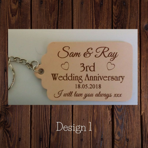 Personalised leather tags or keyrings for a 3rd Leather Anniversary gift in our Set designs